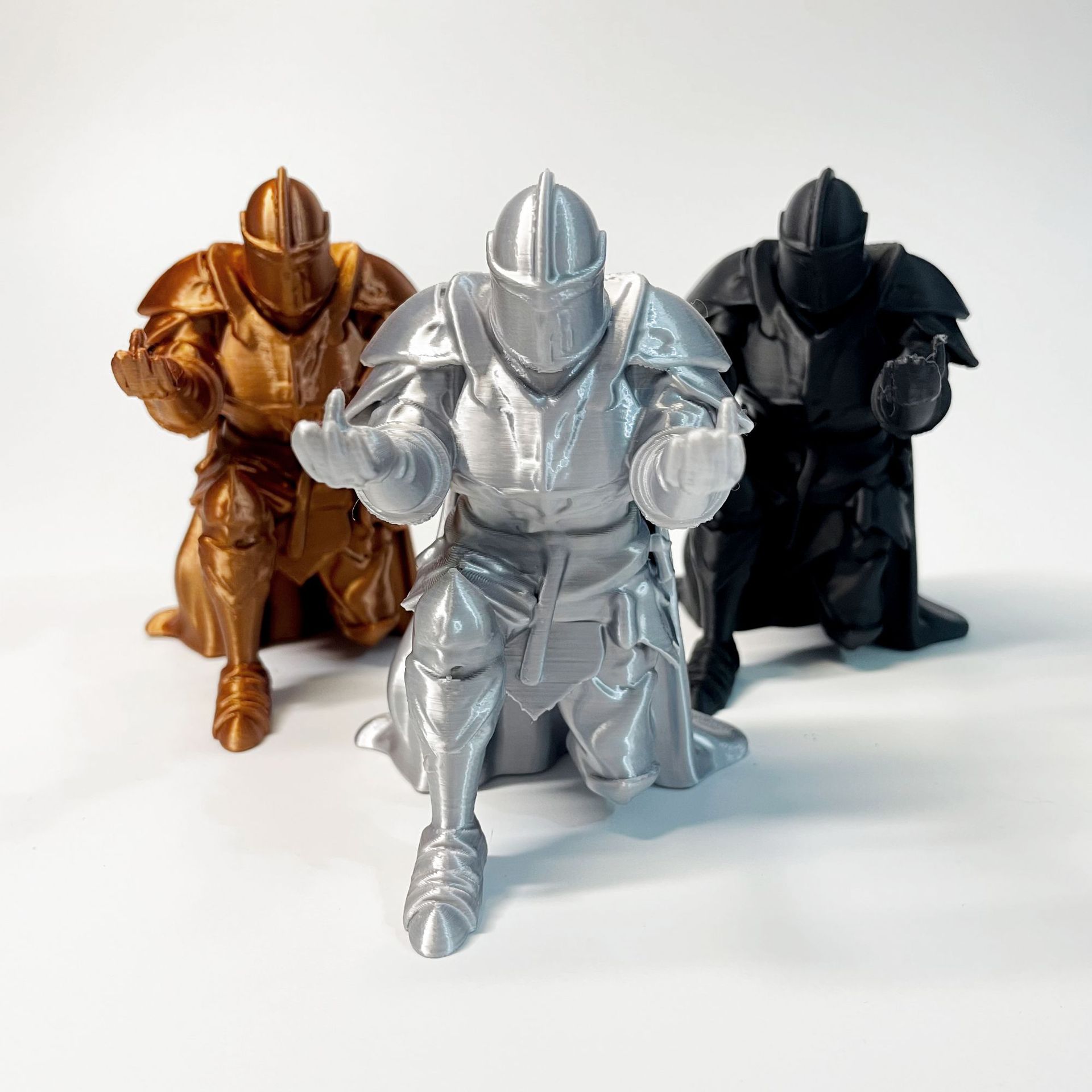 3D Printing Knight Armor - 3D printing executive knight pen holder